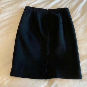 Excellent condition J. Crew size 2 wool pencil skirt